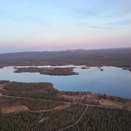 Kiekeroenmaa Villa Kuusamo