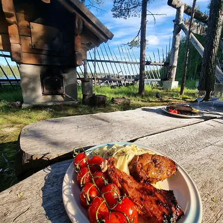 Kiekeroenmaa Villa *