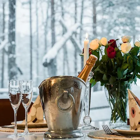 Kiekeroenmaa Villa *