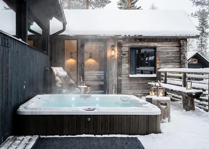 Kiekeroenmaa * 库萨莫