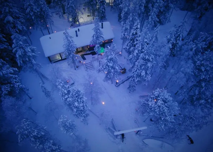 Kiekeroenmaa * 库萨莫