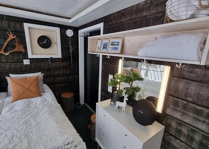 Kiekeroenmaa 库萨莫