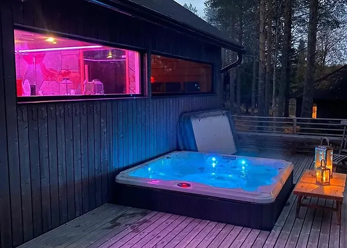 Kiekeroenmaa * 库萨莫